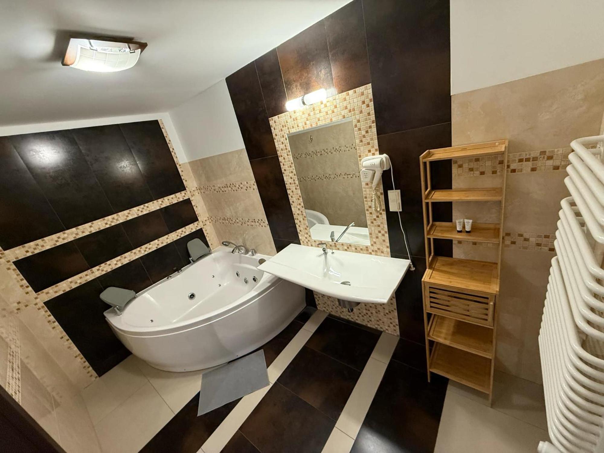 Magiczna Farma Hotel Obiady Maka I Magia ザンブルフ エクステリア 写真